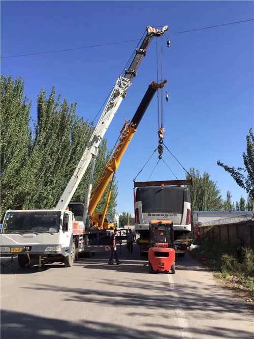 永和县港口集装箱搬运案例